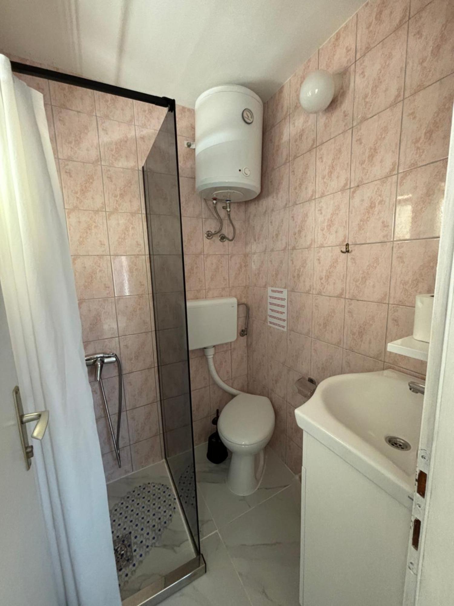 Apartments Medic Drače Eksteriør billede
